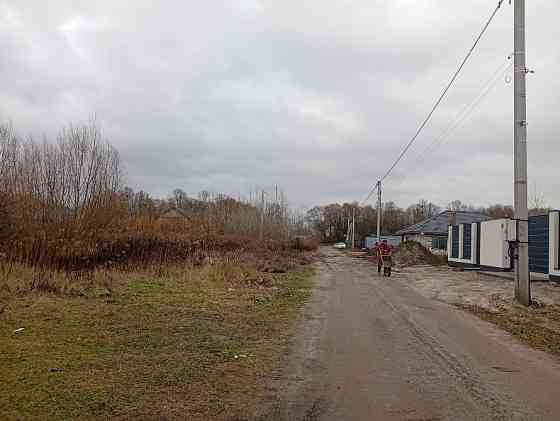 Княжичі. Продам 10сот під забудову, двохфасадна, асфальт, комунікації Бровары