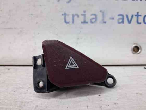 Кнопка аварийки Mitsubishi Pajero Wagon 3 3.2 ДИЗЕЛЬ 4M41 1999 (б/у) Київ