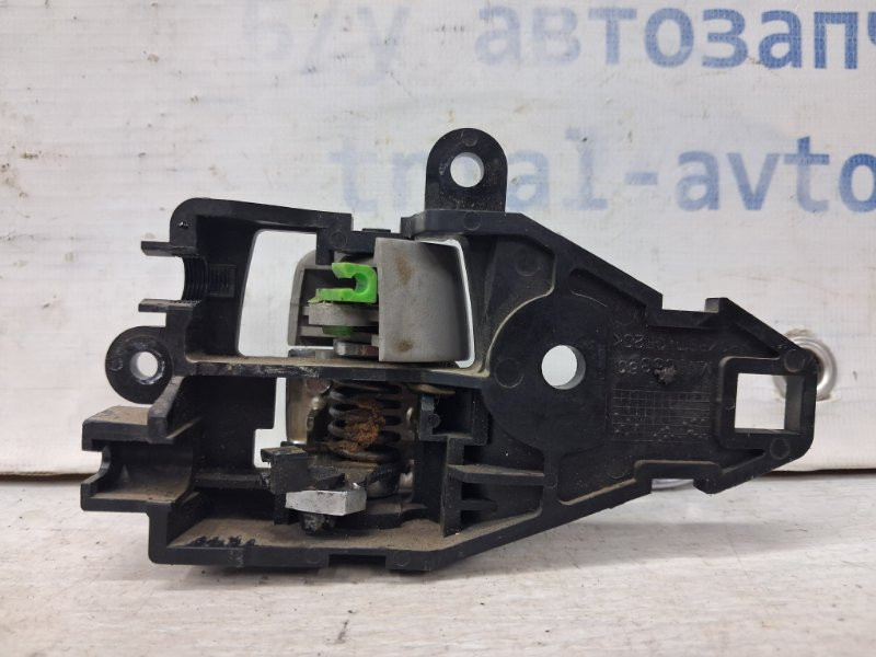 Ручка двери внутренняя правая Mitsubishi L200 KB 2.5 DIESEL 4D56 2006 (б/у) Киев - изображение 3