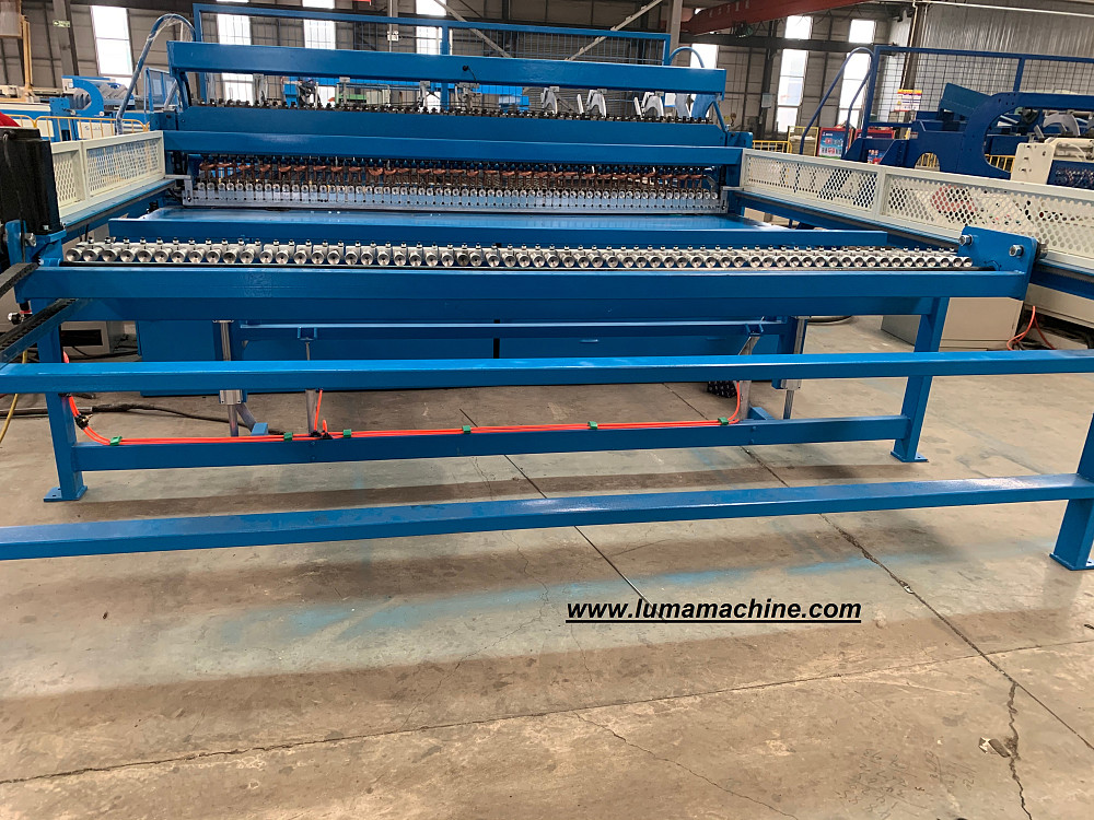 Станок для производства сварной огражденной сетки Київ - зображення 9