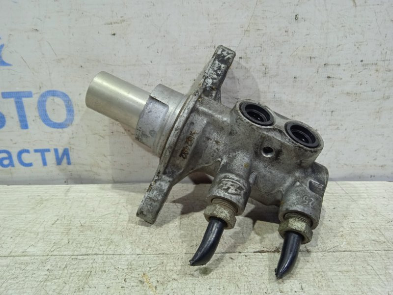 Тормозной цилиндр главный Ford Focus MK3 2010 (б/у) Київ - зображення 1