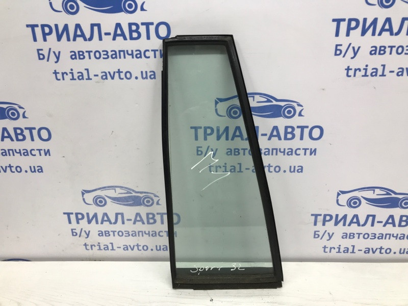 Стекло двери задней левой (форточка) Mitsubishi Pajero Sport K9 3.0 БЕНЗИН 6G72 1996 (б/у) Київ - зображення 1