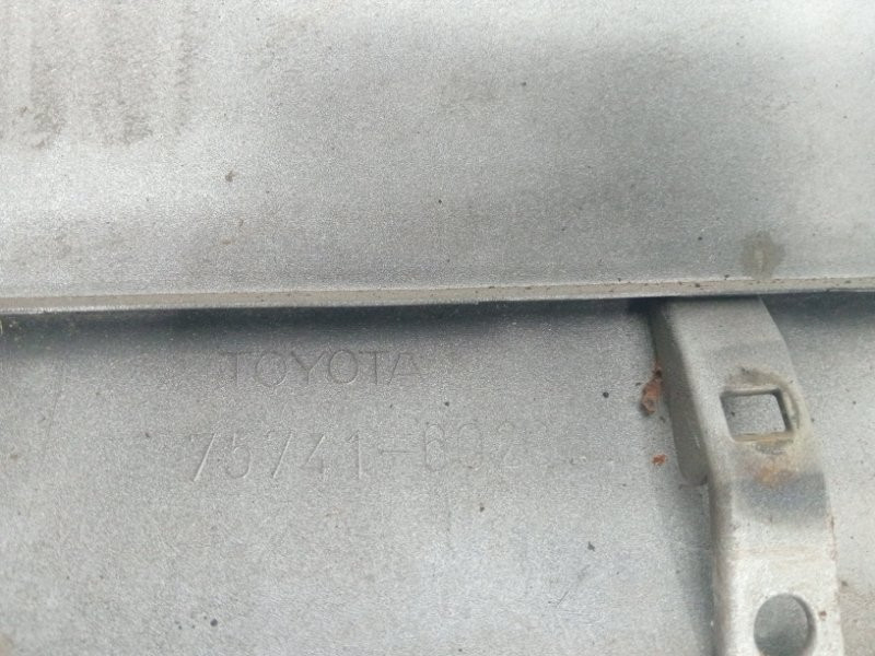 Накладка двери Toyota Prado J120 4.0 1GR-FE 2002 задн. прав. (б/у) Киев - изображение 9