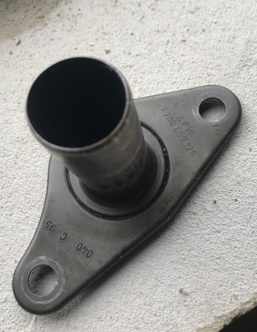 Бу направляющая выжимного подшипника Renault КПП JC5 7700859126 Кропивницкий - изображение 1