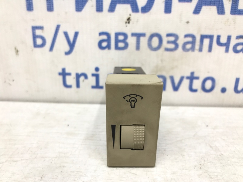 Кнопки управления Hyundai Santa fe CM 2.7 БЕНЗИН G6EA 2005 (б/у) Киев - изображение 1