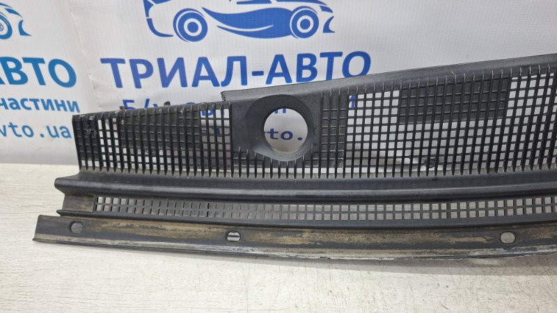 Дефлектор дворников Mitsubishi Lancer 9 1.6 БЕНЗИН 4G18 2003 лев. (б/у) Киев - изображение 2