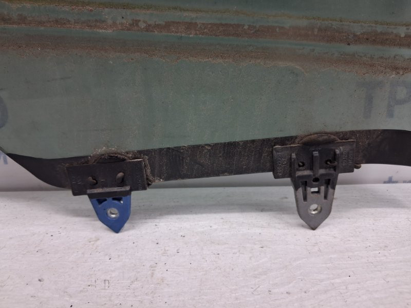 Стекло двери заднее левое Nissan Navara D40 2.5 DIESEL YD25DDTI 2004 (б/у) Київ - зображення 2