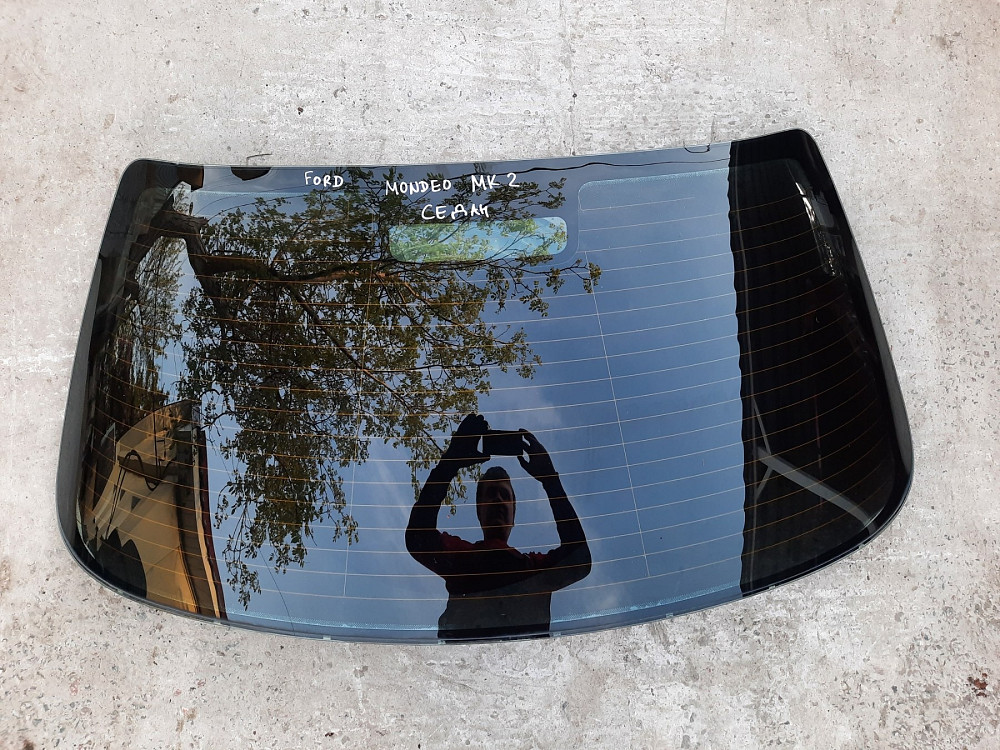 1073366 Стекло Заднее Ford Mondeo MK1 MK2 (Седан) Разборка Днепр - изображение 2