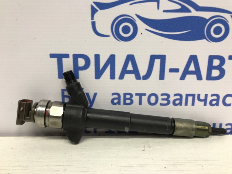 Форсунка топливная Mitsubishi Pajero Wagon 4 3.2 ДИЗЕЛЬ 4M41 2006 (б/у) Киев - изображение 1