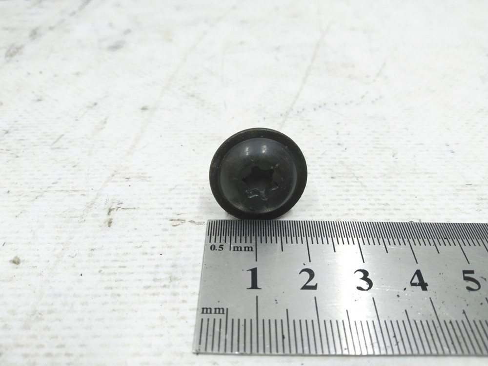 Болт PF M8x2[98] ZNNI[B] MAT Tesla model 3 1116362-00-A Киев - изображение 2