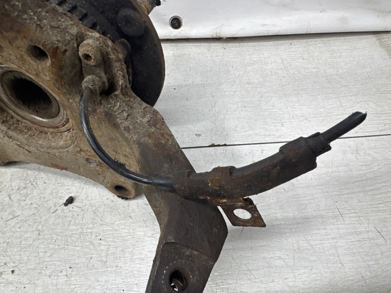 Кулак поворотный левый со ступицей Kia Sorento 2002-2011 517153E250 (Арт. 68988) Киев - изображение 2