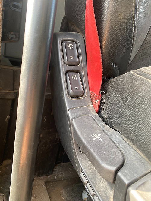 1879532 Сиденье водителя пневматическое DAF XF 106 Euro 6 1979000 Львов - изображение 2