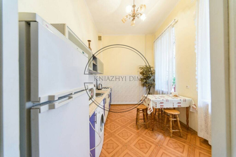 Оренда роздільної 2-х кімнатної квартири в самому центрі Києва Майдан Незалежності. № 11200413 Киев - изображение 8