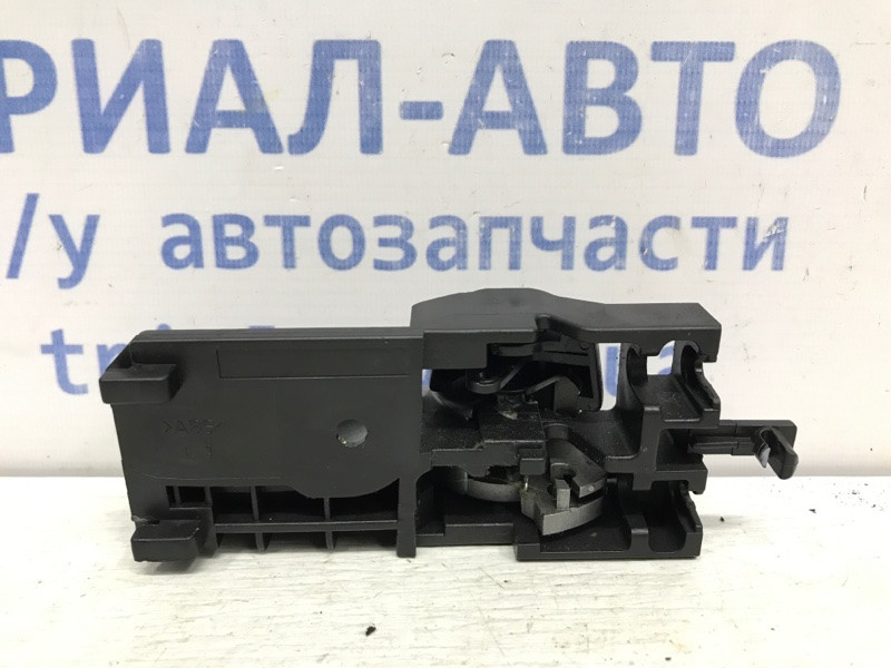 Ручка двери внутренняя левая Suzuki SX4 1 1.6 БЕНЗИН M16A 2006 (б/у) Киев - изображение 3