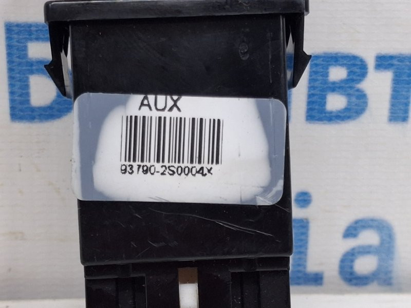 Кнопка аварийки Hyundai IX35 2009-2015 937902S000 (Арт. 77774) Київ - зображення 3