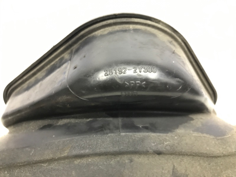 Воздуховод Kia Sportage SL 1.7 DIESEL D4FD 2010 (б/у) Киев - изображение 4