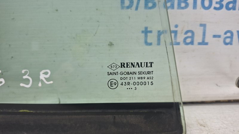 Стекло двери угловое правое Renault Megane 3 1.5 DIESEL K9K 2008 (б/у) Київ - зображення 2