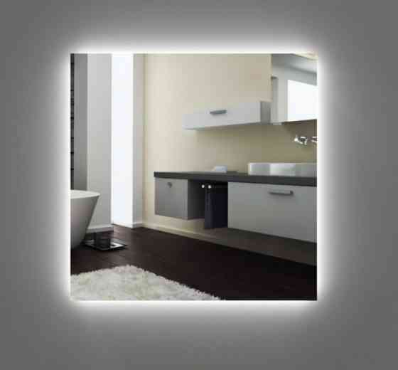 ДЗЕРКАЛО З LED ПІДСВІЧУВАННЯМ 700 Х 700 ММ. Київ