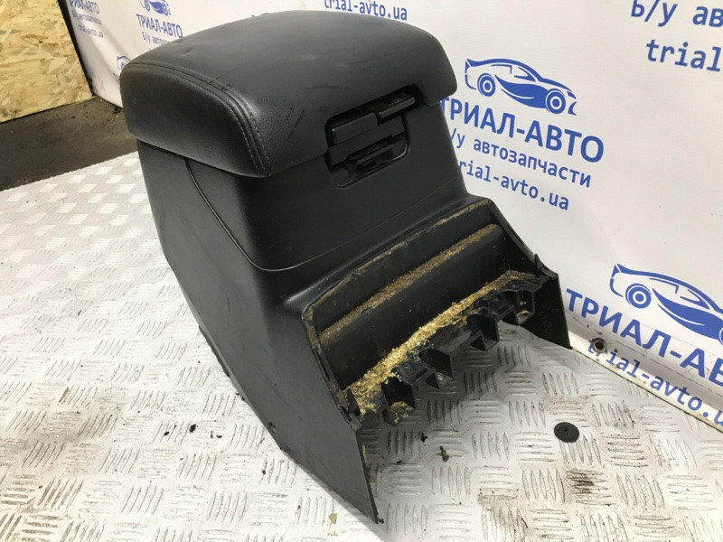 Подлокотник Mitsubishi Pajero Wagon 2006-2022 8011A523XA (Арт. 56645) Київ - зображення 4