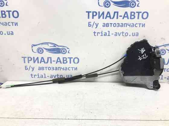 Замок двери передний правый Toyota Avensis T27 2.0 DIESEL 2009 (б/у) Київ