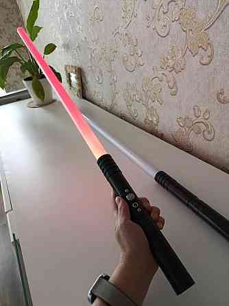 СВЕТОВОЙ МЕЧ-ПОСОХ МЕТАЛЛИЧЕСКИЙ 2-в-1 — 14 RGB-цветов, реалистичные звуки, дуэльный дизайн Київ