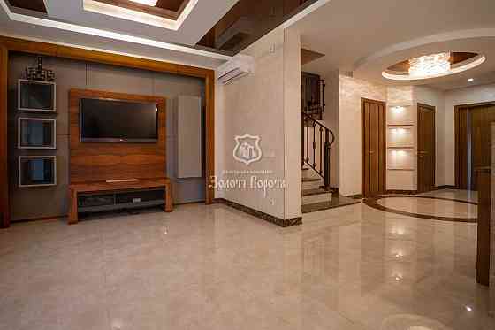 продажа 6-к таунхаус Киев, Оболонский, 280000 $ Киев