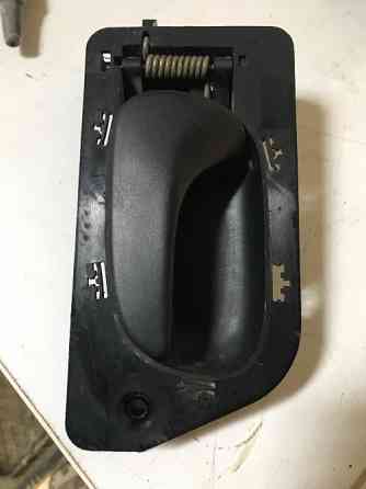 Бу ручка левой двери внутренняя Renault Laguna 1, 7700823286 . Кропивницький