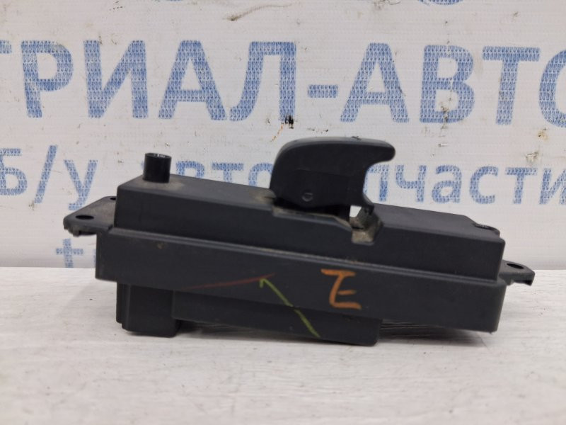 Кнопка стеклоподъемника Mazda 3 BK 1.6 БЕНЗИН Z6 2003 (б/у) Київ - зображення 1