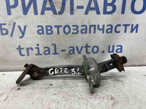 Ограничитель двери Hyundai Getz 2002-2011 794801C000 (Арт. 81128) Киев
