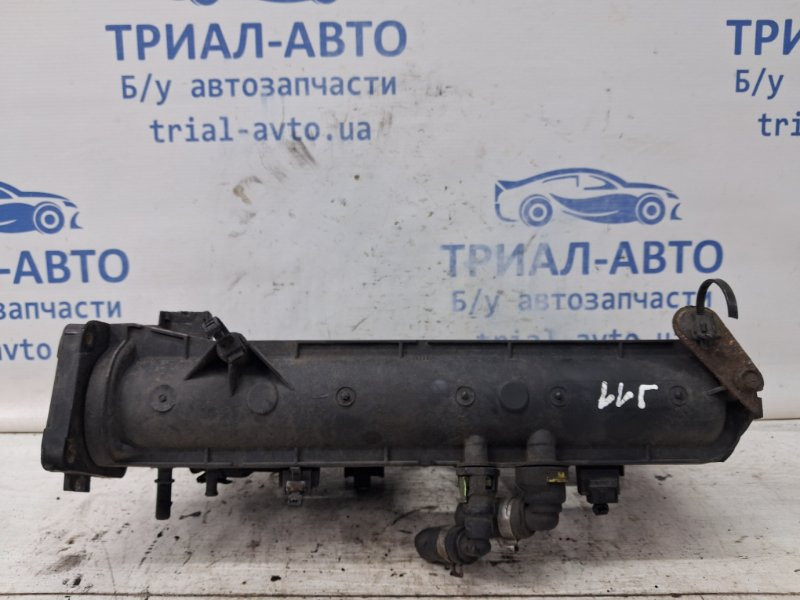 Коллектор впускной пластик Nissan Qashqai J11 1.2 БЕНЗИН HRA2DDT 2013 (б/у) Київ - зображення 2