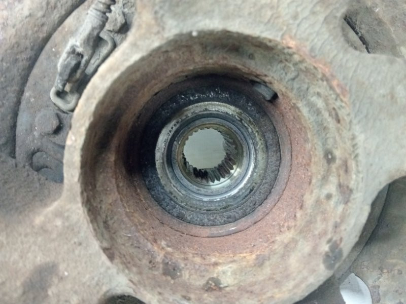 Цапфа задняя правая со ступицей SsangYong Korando C200 2.0 DIESEL D20DT 2010 (б/у) Киев - изображение 4