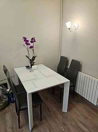 Продам 2-к квартиру (56м2) с ремонтом на пр. Яворницкого Дніпро