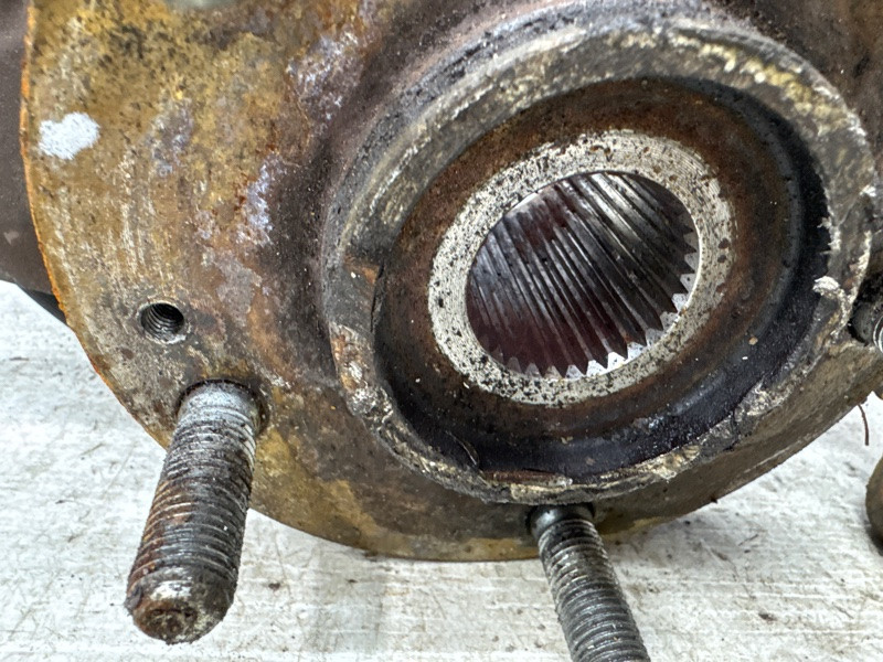 Кулак поворотный левый со ступицей Hyundai Santa fe DM 2.2 DIESEL D4HB 2012 (б/у) Київ - зображення 8