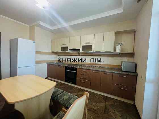 Відмінна 3к. кв. м. Житомирська. Є генератор. Укриття Код об'єкта: № 11194601 Киев