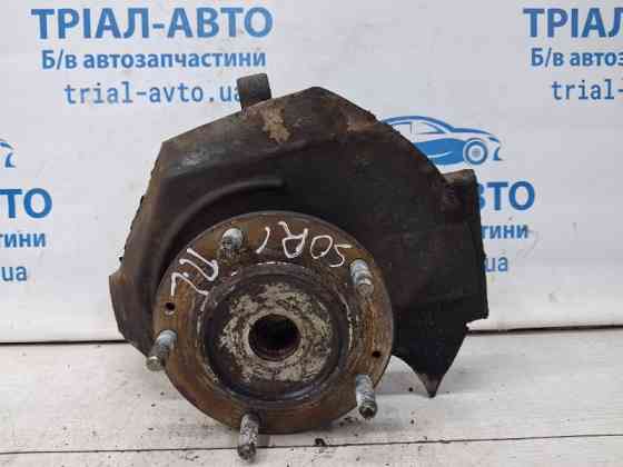 Кулак поворотный левый со ступицей Kia Sorento BL 2.5 DIESEL D4CB 2002 (б/у) Киев