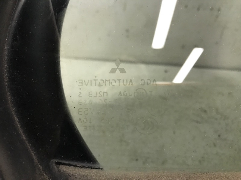 Стекло двери задней правой (форточка) Mitsubishi Lancer 10 1.8 БЕНЗИН 2007 (б/у) Київ - зображення 4