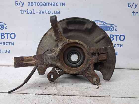 Кулак поворотный правый со ступицей Suzuki SX4 1 2.0 БЕНЗИН J20A 2006 (б/у) Київ