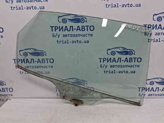Стекло двери заднее правое Kia Ceed 2012-2018 83420A2000 (Арт. 60174) Киев