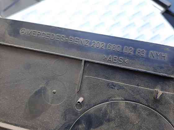 2022206800183 обшивка Mercedes W202 Черная прав лев 2026800283 Дніпро