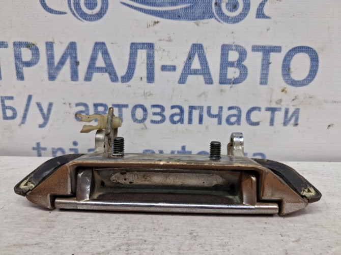 Ручка двери внешняя задняя левая Mitsubishi Pajero Sport K9 2.5 DIESEL 4D56 1996 (б/у) Київ - зображення 2