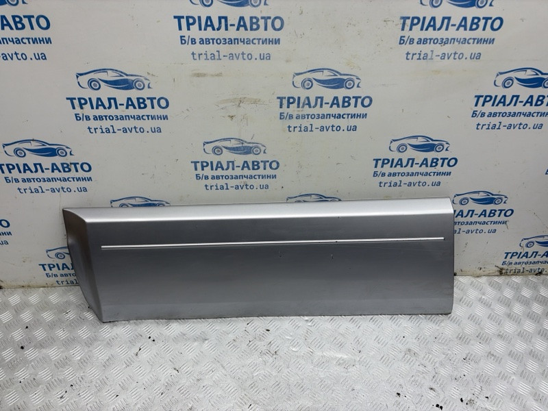 Накладка двери Mitsubishi Pajero Wagon 2006-2022 5727A033XA (Арт. 83736) Київ - зображення 1