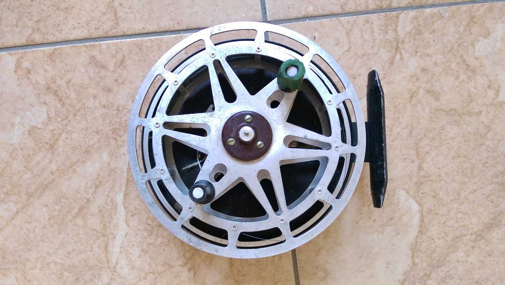 Катушки для спиннинга Невская Киев - изображение 1