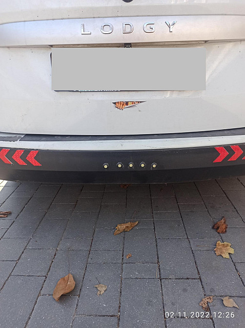 Наклейка на авто Подглядывает цветная светоотражающая Бориспіль - зображення 2