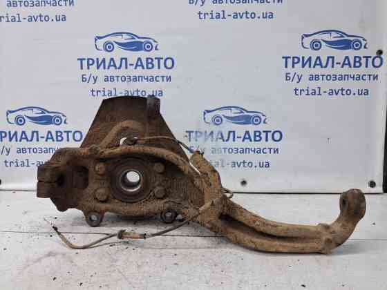 Кулак поворотный правый со ступицей Nissan Navara D40 2.5 DIESEL YD25DDTI 2004 (б/у) Київ