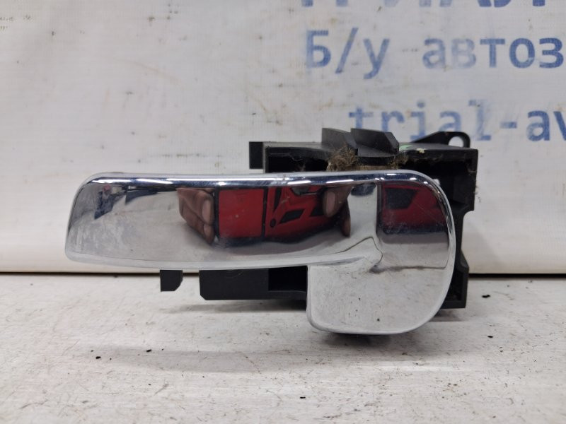 Ручка двери внутренняя левая Nissan Navara D40 2.5 DIESEL YD25DDTI 2004 (б/у) Киев - изображение 4