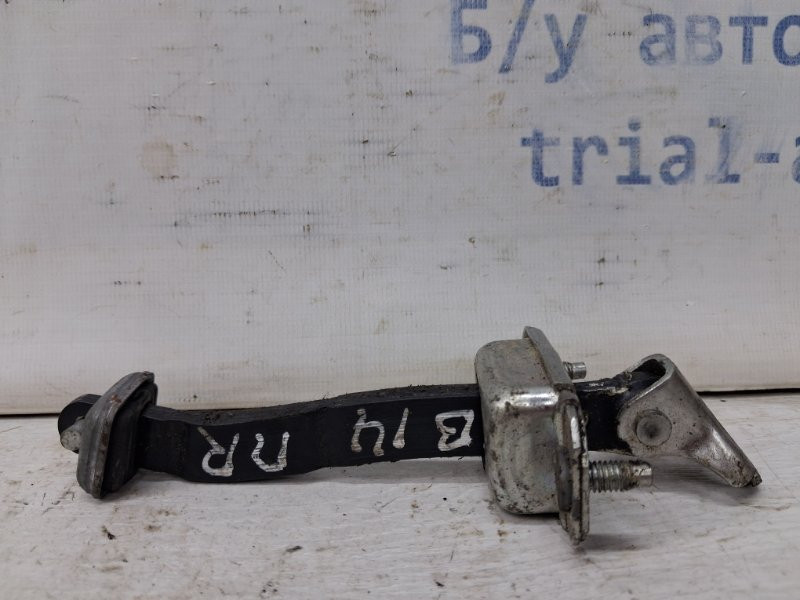 Ограничитель двери передний правый Subaru Outback 2009-2015 61124AJ010 (Арт. 65542) Київ - зображення 1