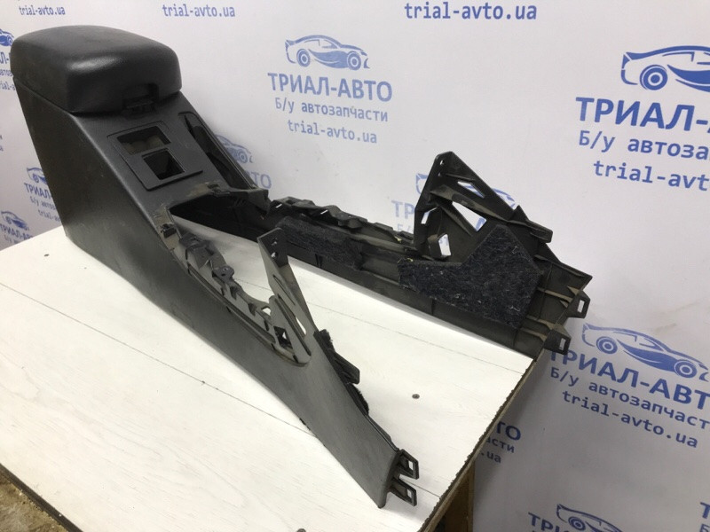 Подлокотник Toyota RAV 4 A30 2.0 БЕНЗИН 1AZFE 2005 (б/у) Київ - зображення 4