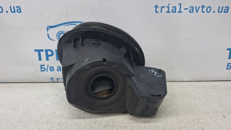 Лючок бака Jeep Cherokee 2013-2019 68102574AA (Арт. 73629) Киев - изображение 1