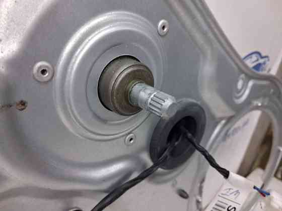 Стеклоподъемник задний левый (ручной) Kia Ceed 2006-2012 834711H000 (Арт. 78950) Киев