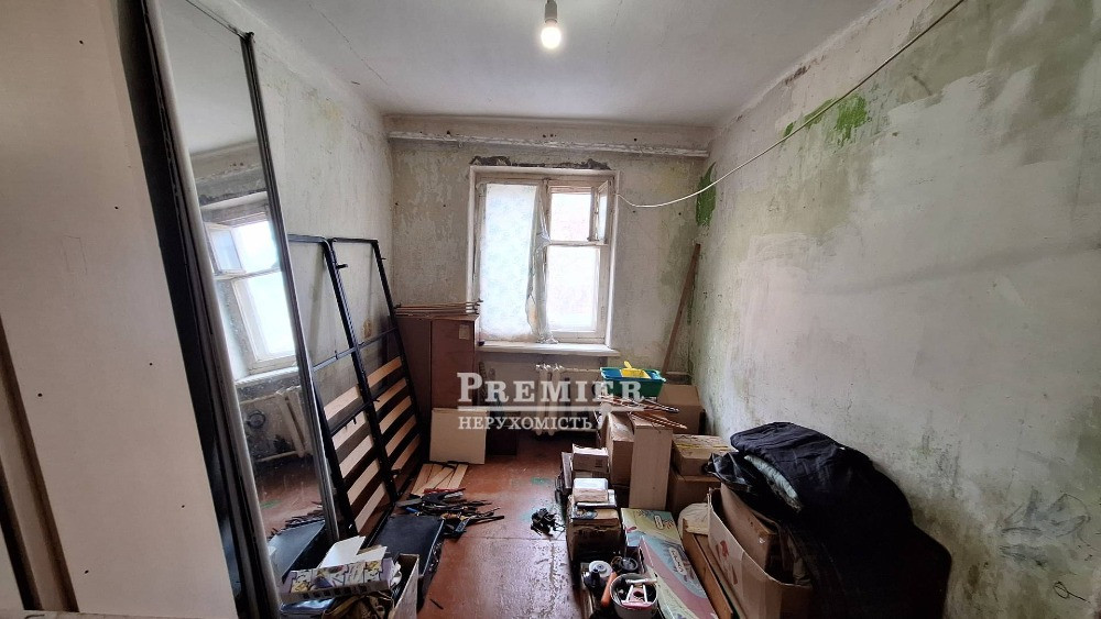 У продажу кімната у центрі м. Чорноморськ на 4 поверсі Черноморск - изображение 1